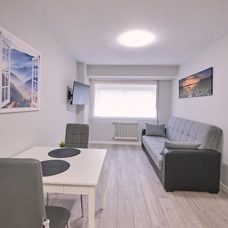 La Casa De Julia Apartamento Nuevo Y Centrico ซานติอาโก เด กอมโปสเตลา ภายนอก รูปภาพ