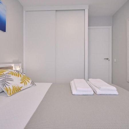 La Casa De Julia Apartamento Nuevo Y Centrico ซานติอาโก เด กอมโปสเตลา ภายนอก รูปภาพ